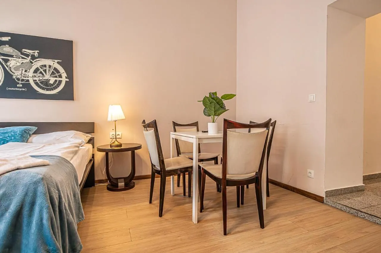 Apartment Cozy & Stylish 1-Br Studio Retreat-Perfect Getaway Vienna