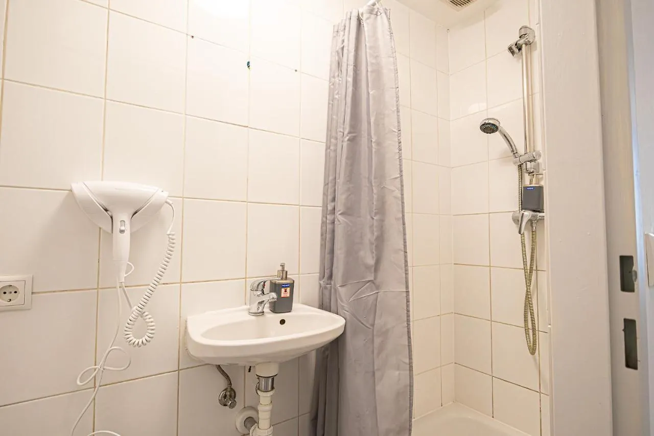Cozy & Stylish 1-Br Studio Retreat-Perfect Getaway Vienna