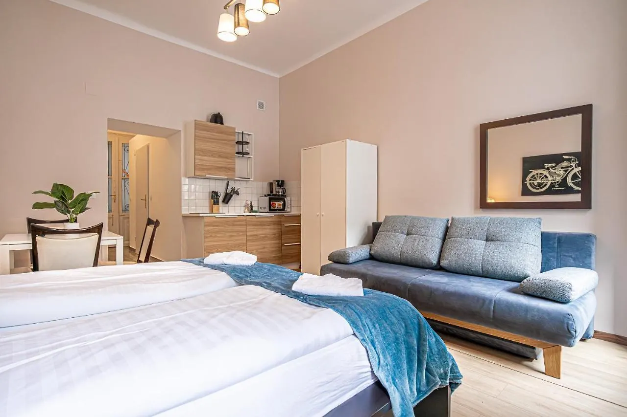 Cozy & Stylish 1-Br Studio Retreat-Perfect Getaway Vienna