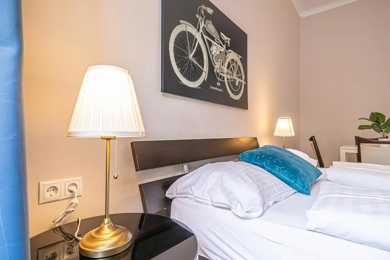 Cozy & Stylish 1-Br Studio Retreat-Perfect Getaway Vienna